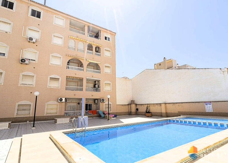 Apartamento en venta en Torrevieja, Alicante