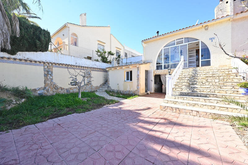 Villa til salgs i Orihuela, Alicante