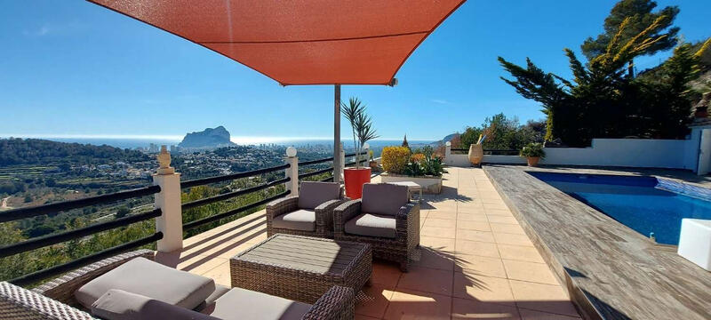 Villa til salgs i Calpe, Alicante