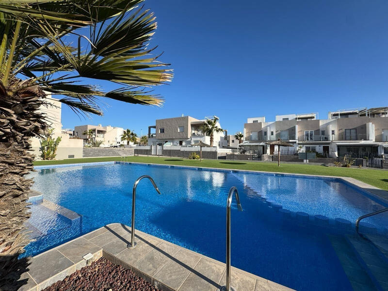 Townhouse for sale in Torrevieja, Alicante