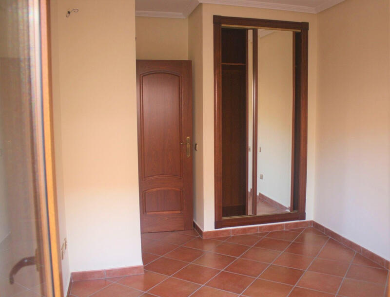 3 bedroom Townhouse for sale