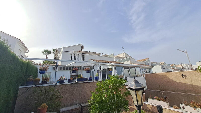 Villa for sale in Punta Prima, Alicante