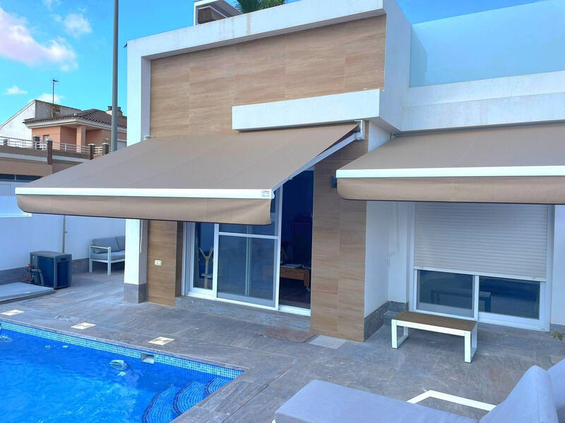 Villa en venta en Avileses, Murcia