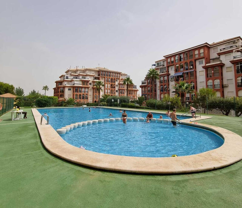 Apartment for sale in Torrevieja, Alicante