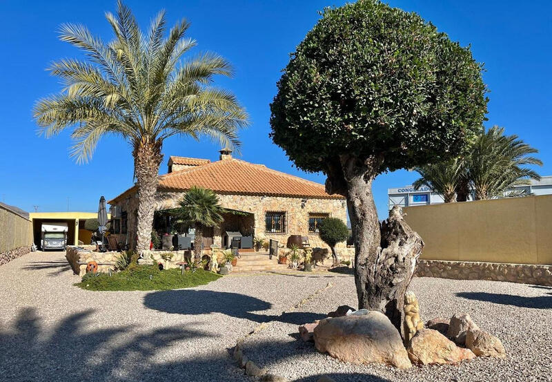 Landhaus zu verkaufen in Fortuna, Murcia