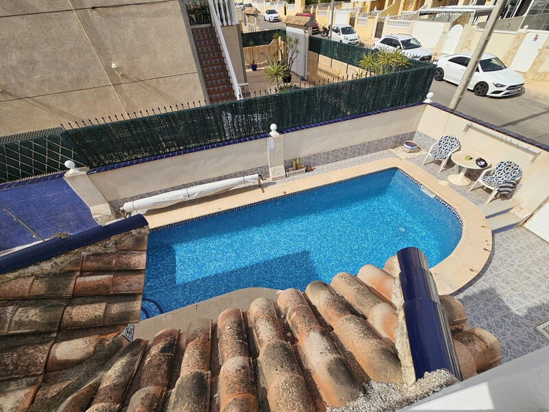 4 Cuarto Villa en venta