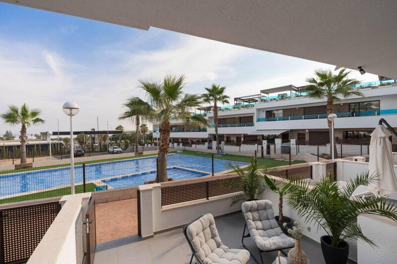 Appartement zu verkaufen in Torrevieja, Alicante