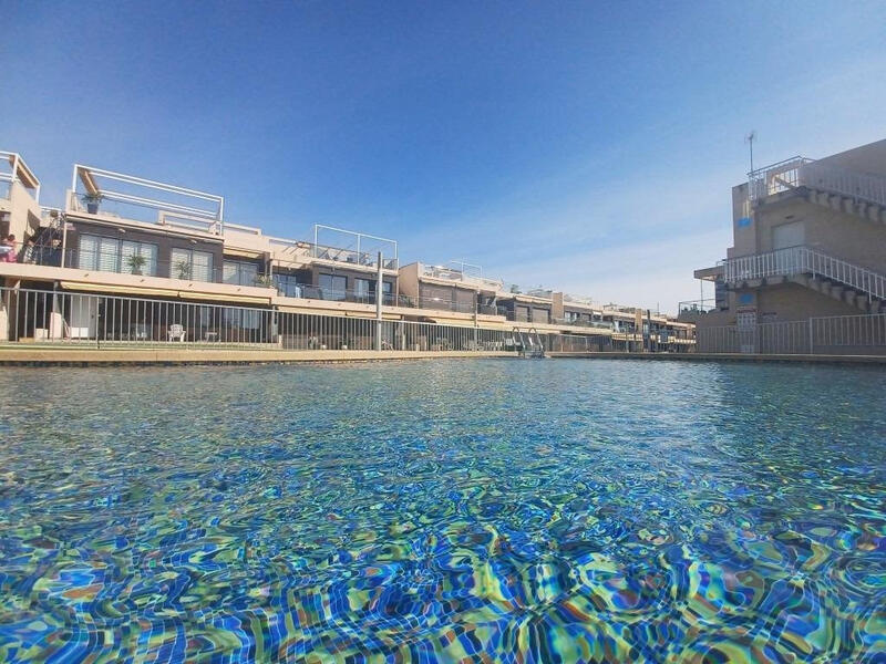 Lägenhet till salu i Pilar de la Horadada, Alicante