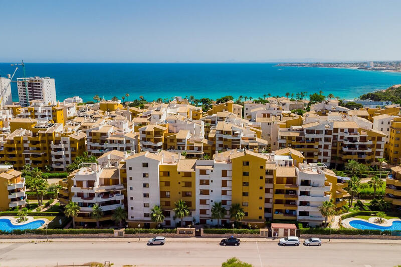 Lägenhet till salu i Punta Prima, Alicante