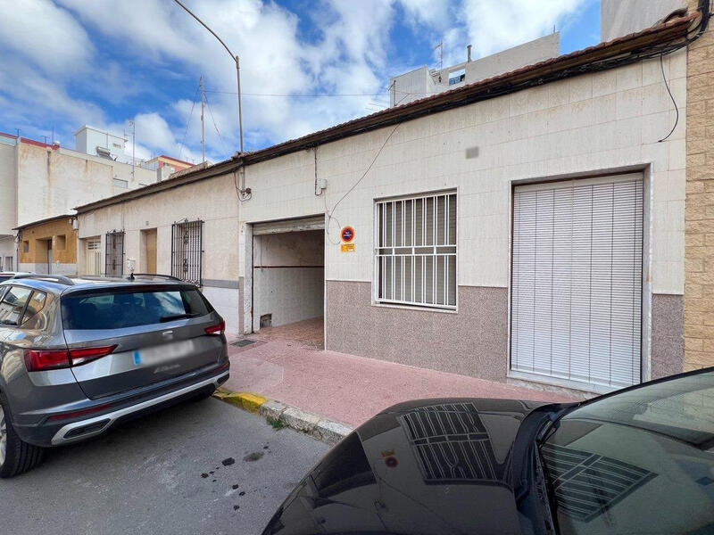 Townhouse for sale in Guardamar del Segura, Alicante