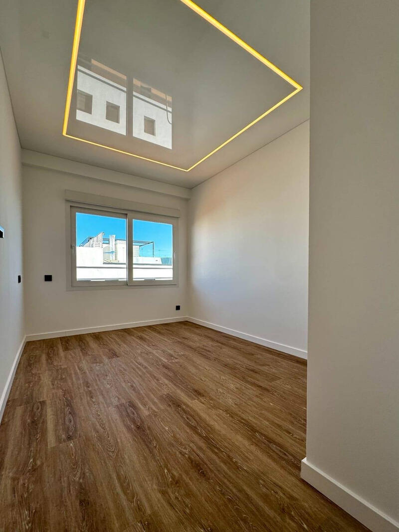 3 slaapkamer Appartement Te koop