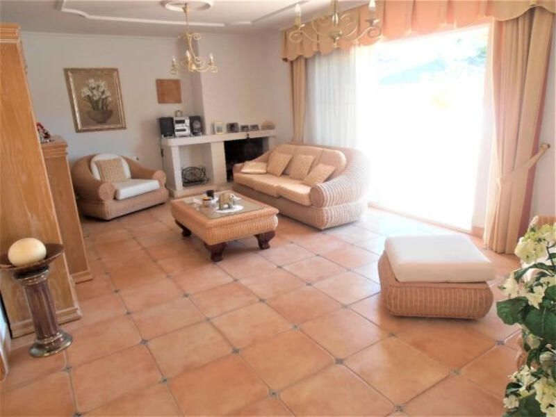 4 Cuarto Villa en venta