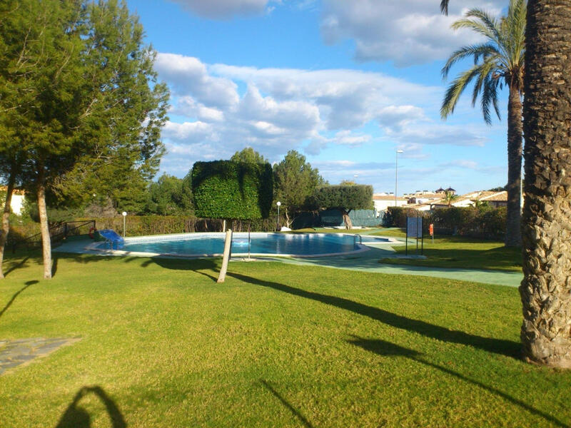 Maison de Ville à vendre dans Orihuela Costa, Alicante