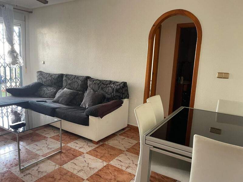 2 Cuarto Adosado en venta