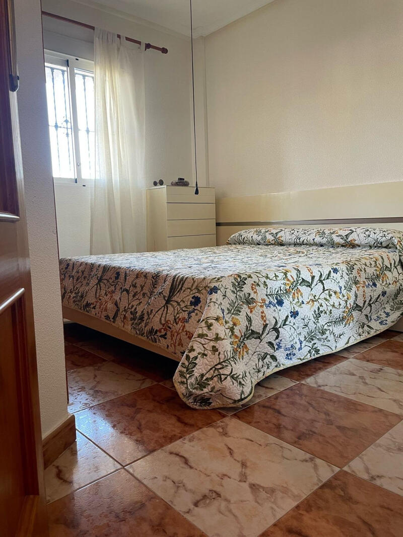 2 Cuarto Adosado en venta