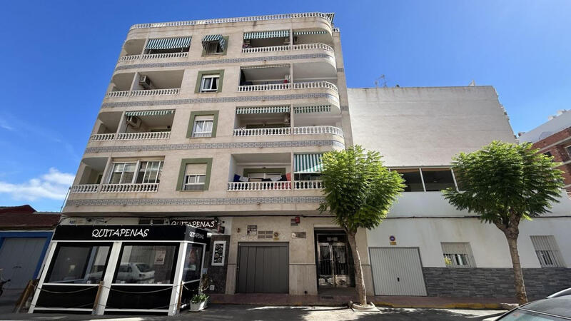 Appartement zu verkaufen in Torrevieja, Alicante