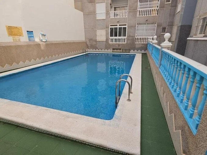 Apartamento en venta en Torrevieja, Alicante