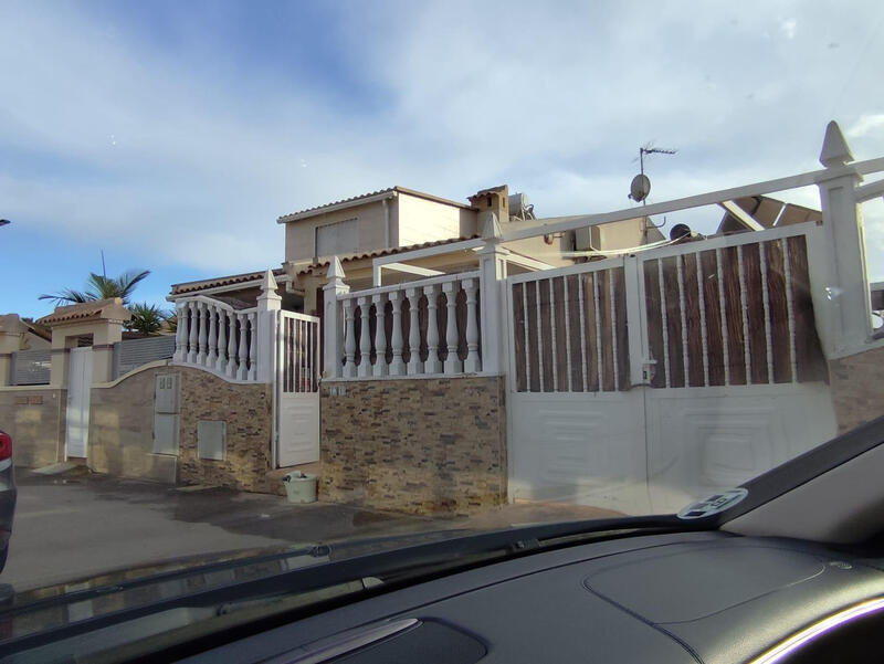 3 bedroom Villa for sale