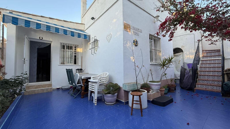 Maison de Ville à vendre dans Torrevieja, Alicante