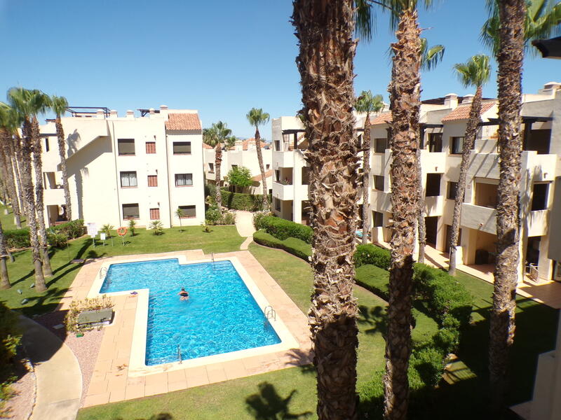 Lejlighed til salg i Roda, Murcia