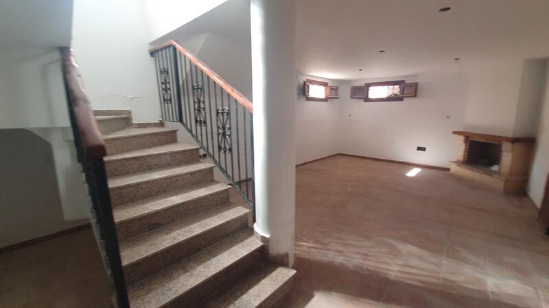 4 Cuarto Villa en venta