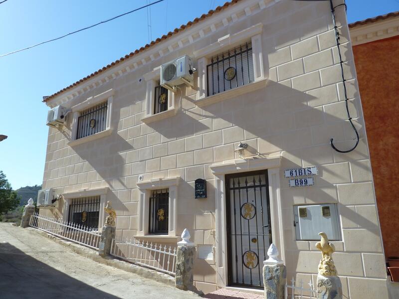 Rekkehus til salgs i Rojales, Alicante