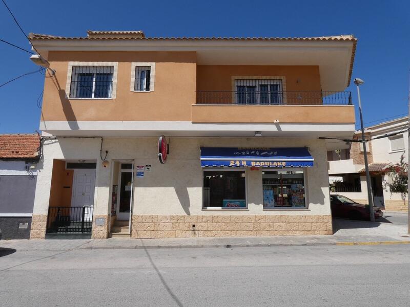 Maison de Ville à vendre dans Los Montesinos, Alicante