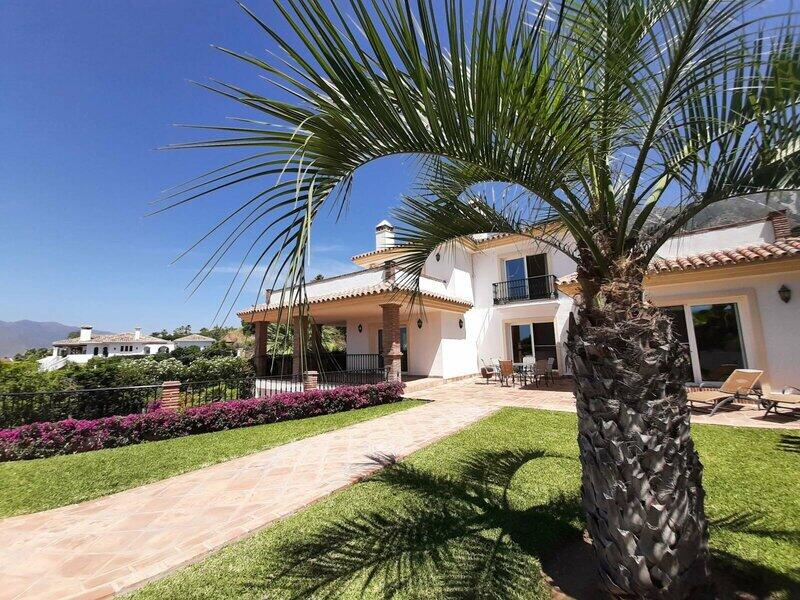 Villa en venta en Valtocado, Málaga