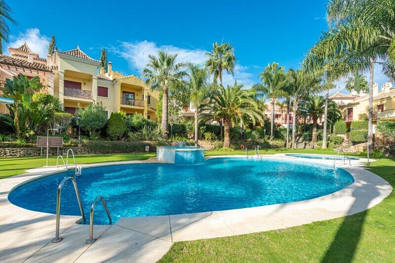 Apartamento en venta en Golden Mile, Málaga