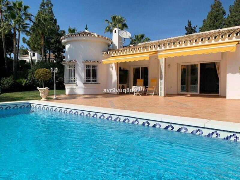Villa zu verkaufen in La Cala de Mijas, Málaga