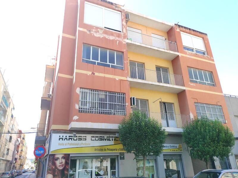квартира продается в Elda, Alicante