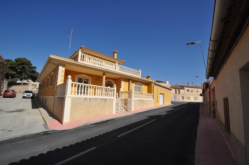 Villa til salg i Algueña, Alicante