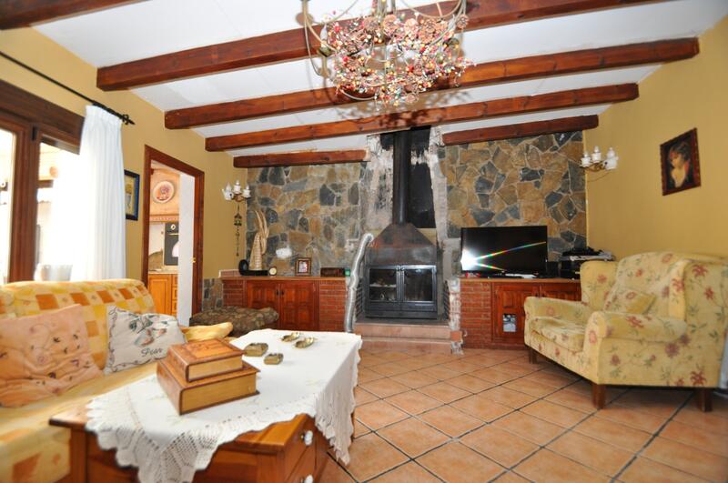 Country House for sale in Chinorlet, Alicante