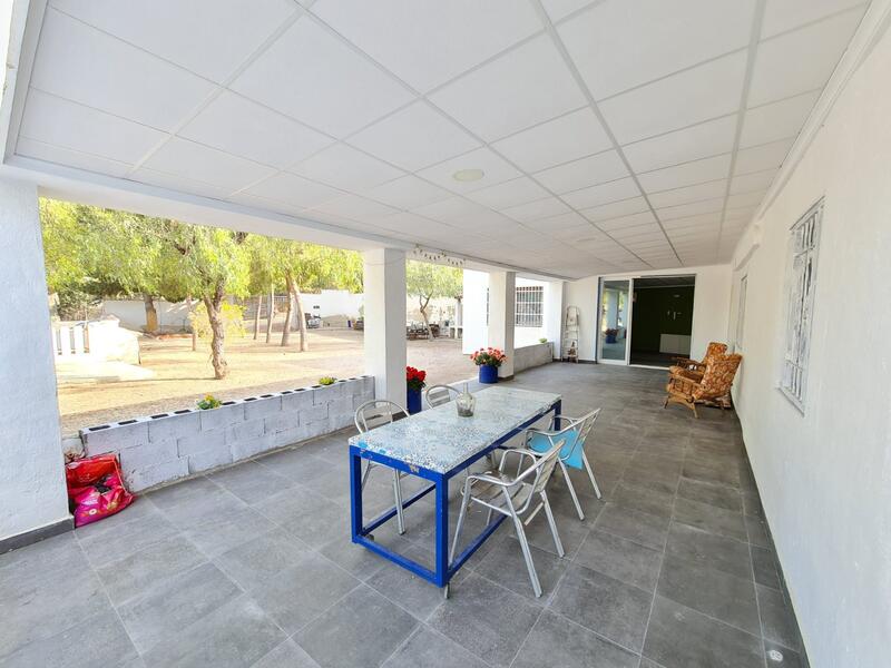 Villa zu verkaufen in Crevillente, Alicante