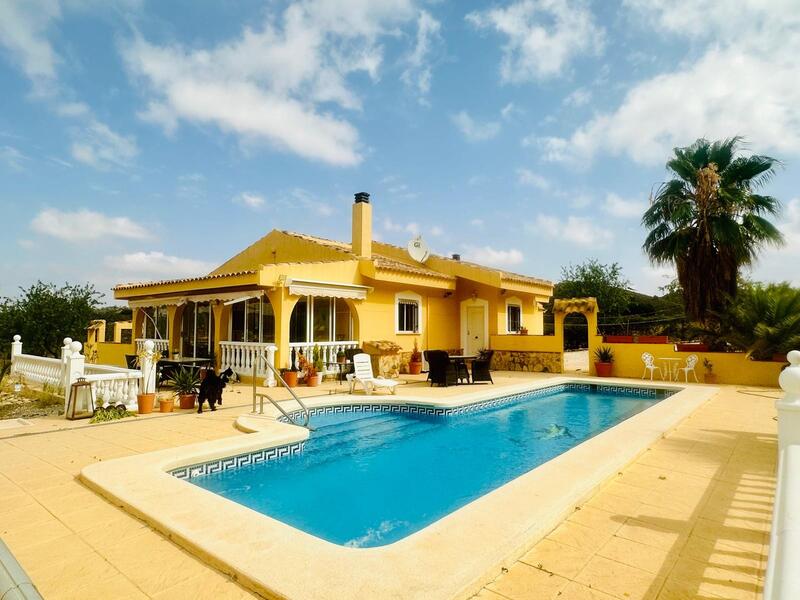 Villa en venta en La Zarza, Murcia