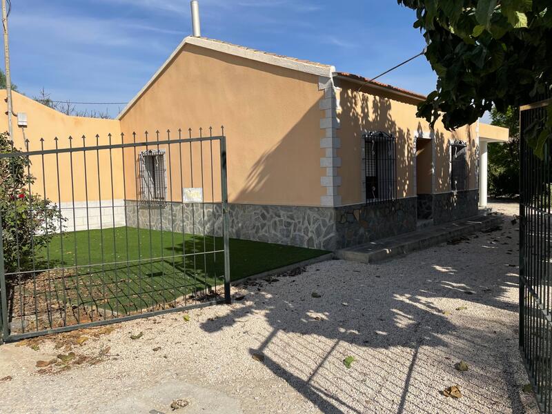 2 Cuarto Villa en venta