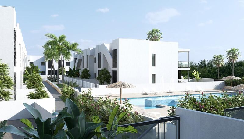 Townhouse for sale in Pilar de la Horadada, Alicante