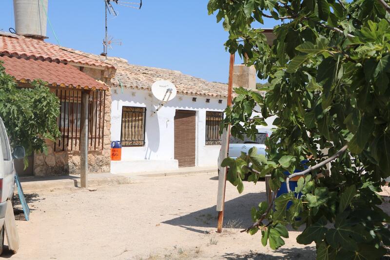 Country House for sale in Yecla, Murcia