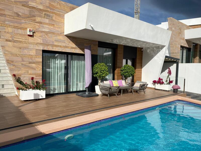 Villa till salu i Finestrat, Alicante