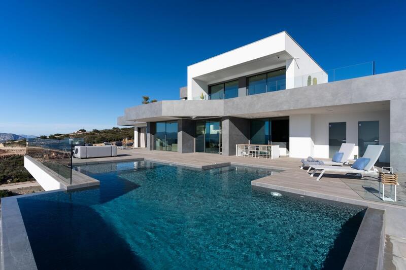 Villa en venta en Benitachell, Alicante