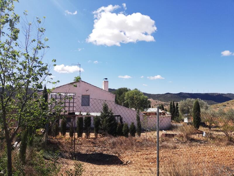 Country House for sale in Yecla, Murcia