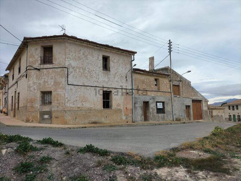 Auberge à vendre dans Pinoso, Alicante