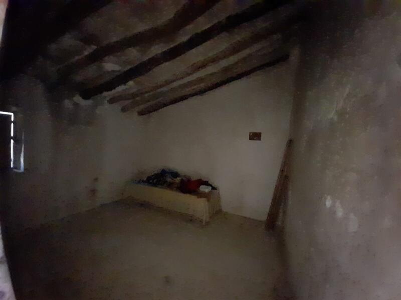 4 Schlafzimmer Landhaus zu verkaufen