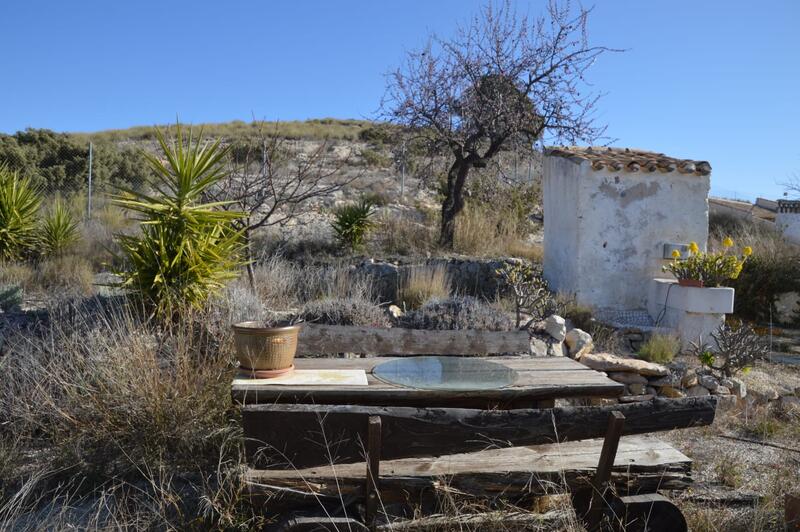 3 chambre Maison Troglodyte à vendre