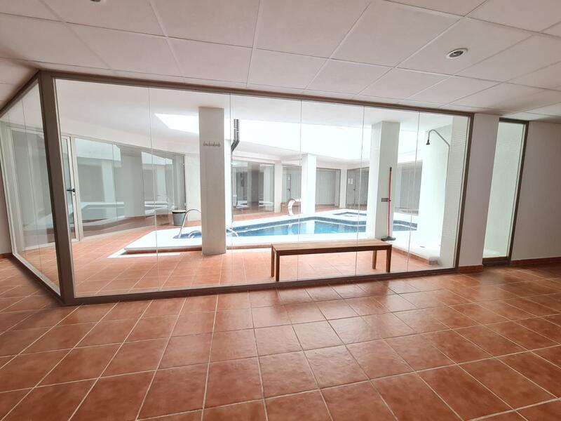 Apartment for sale in Pinoso, Alicante