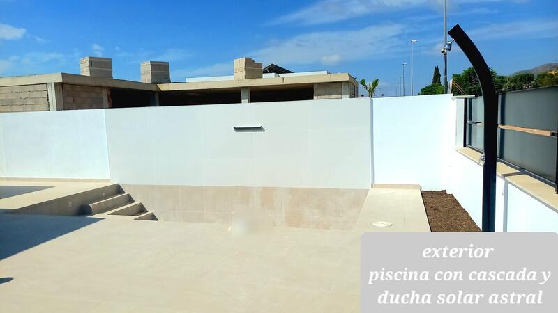 4 Cuarto Villa en venta