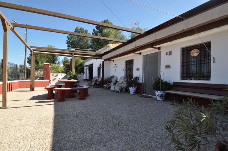 4 Cuarto Villa en venta