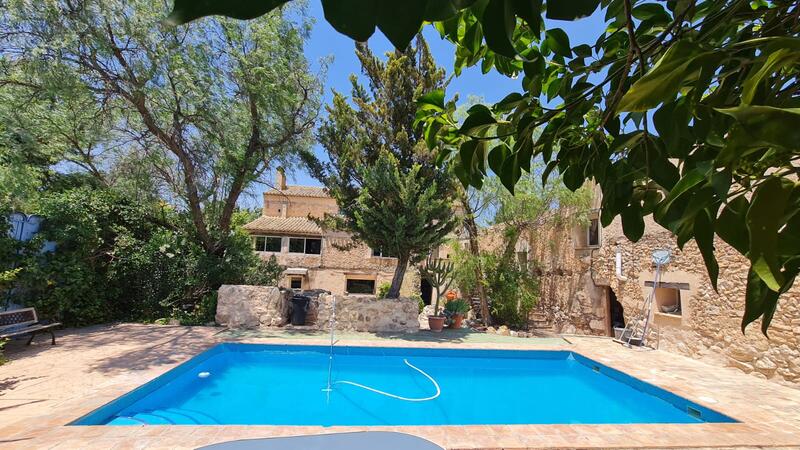 Country House for sale in Villena, Alicante