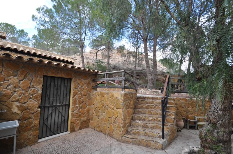 4 bedroom Cave House for sale