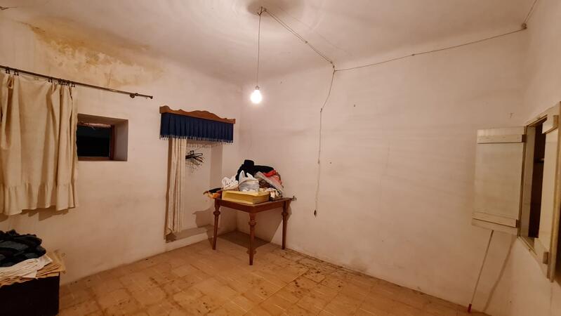 3 slaapkamer Gezinswoning Te koop